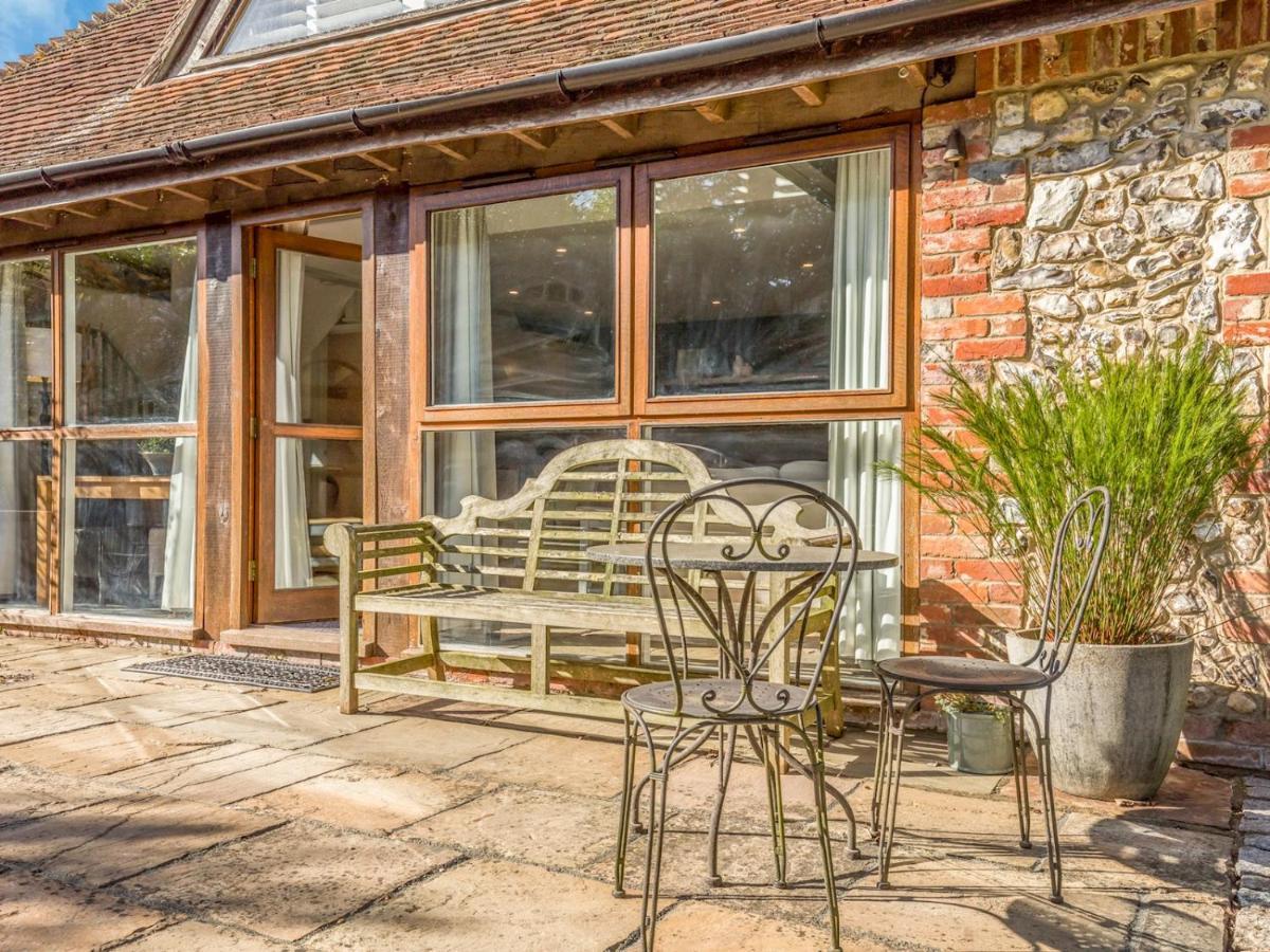 Pass The Keys Peaceful And Beautiful 1 Bedroom Barn Conversion Чичестер Экстерьер фото