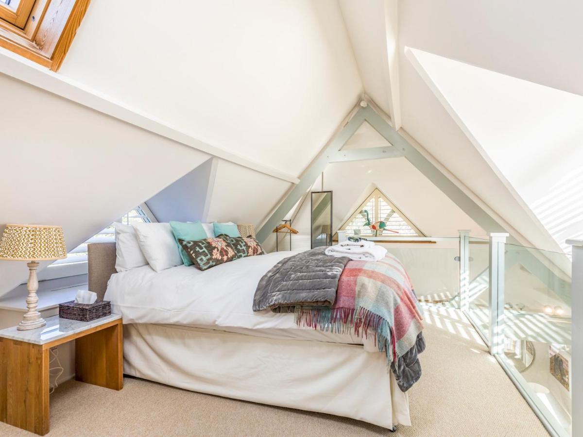 Pass The Keys Peaceful And Beautiful 1 Bedroom Barn Conversion Чичестер Экстерьер фото