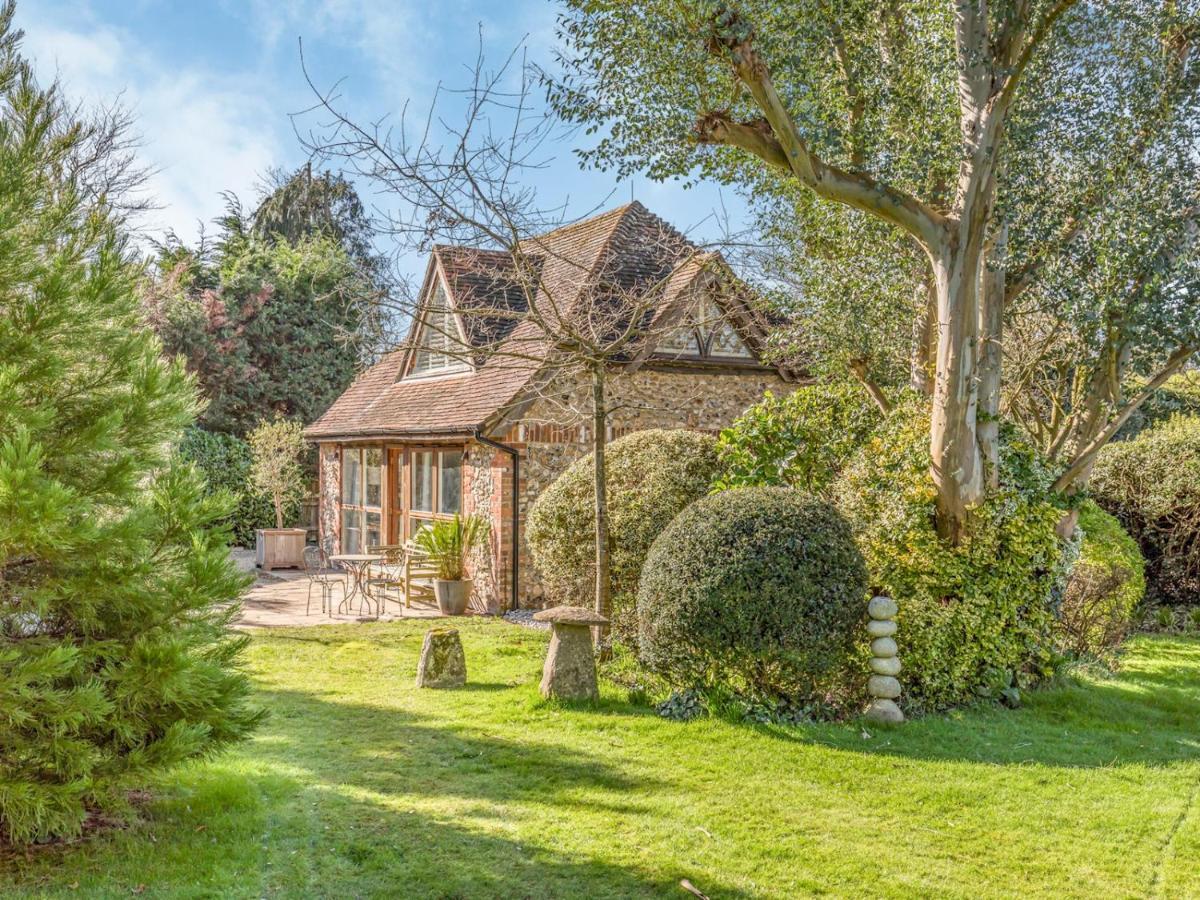 Pass The Keys Peaceful And Beautiful 1 Bedroom Barn Conversion Чичестер Экстерьер фото