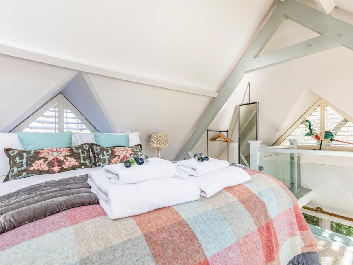Pass The Keys Peaceful And Beautiful 1 Bedroom Barn Conversion Чичестер Экстерьер фото